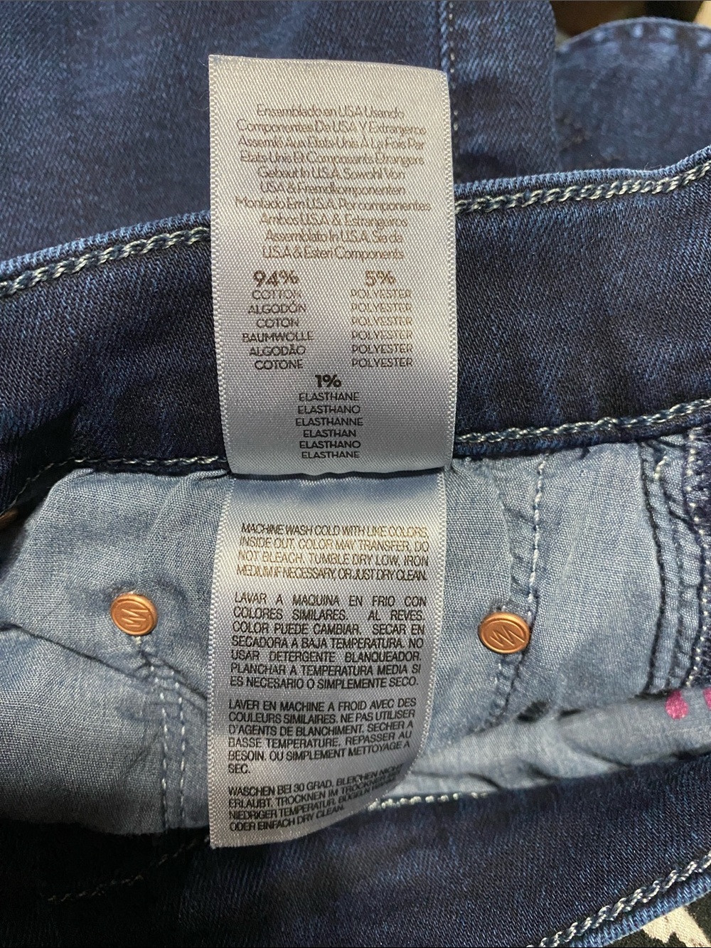 MOTHER Women's Dark Blue Flared Jeans Lil’ Weekender Fray 16.5-18”w 11”rise 29”L - Picture 6 of 8
